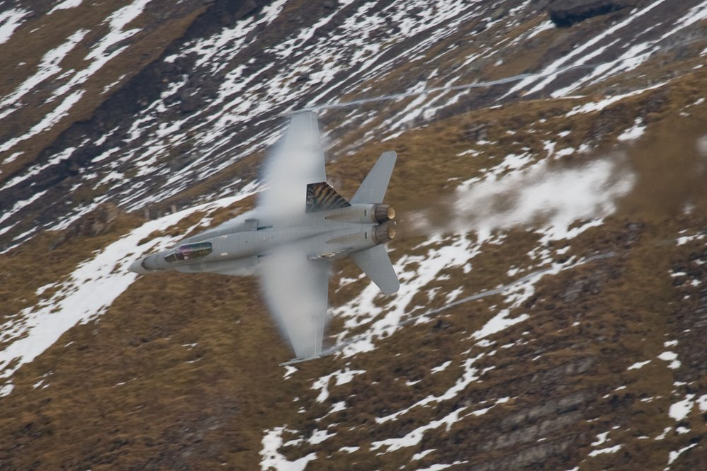 Axalp08 - ©MD - 116 - Übungsschiessen mit 4 Hornets am Nachmittag