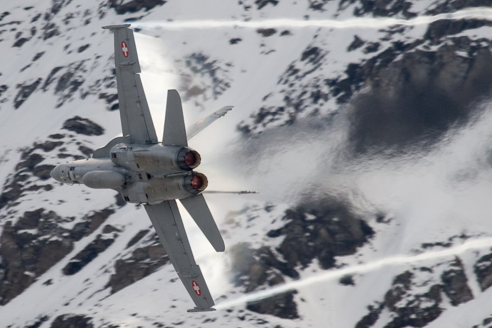 Axalp08 - ©MD - 117 - Übungsschiessen mit 4 Hornets am Nachmittag