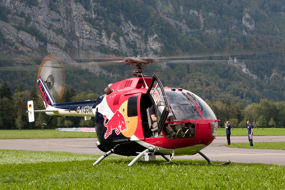 Redbull - 042 - Demo Eurocopter BO-105C