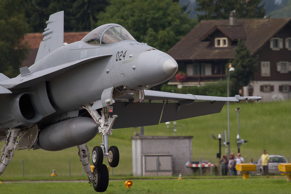 034_-_Landung_-_Emmen_05.08.2011