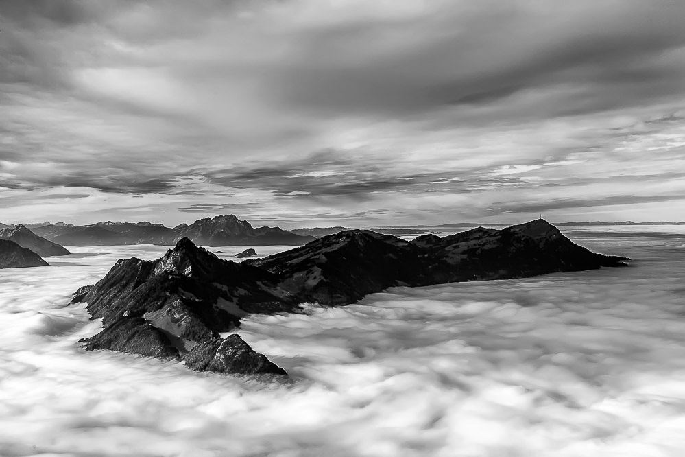 005_-_Das_Rigimassiv_-_Grosser_Mythen_30.11.2014
