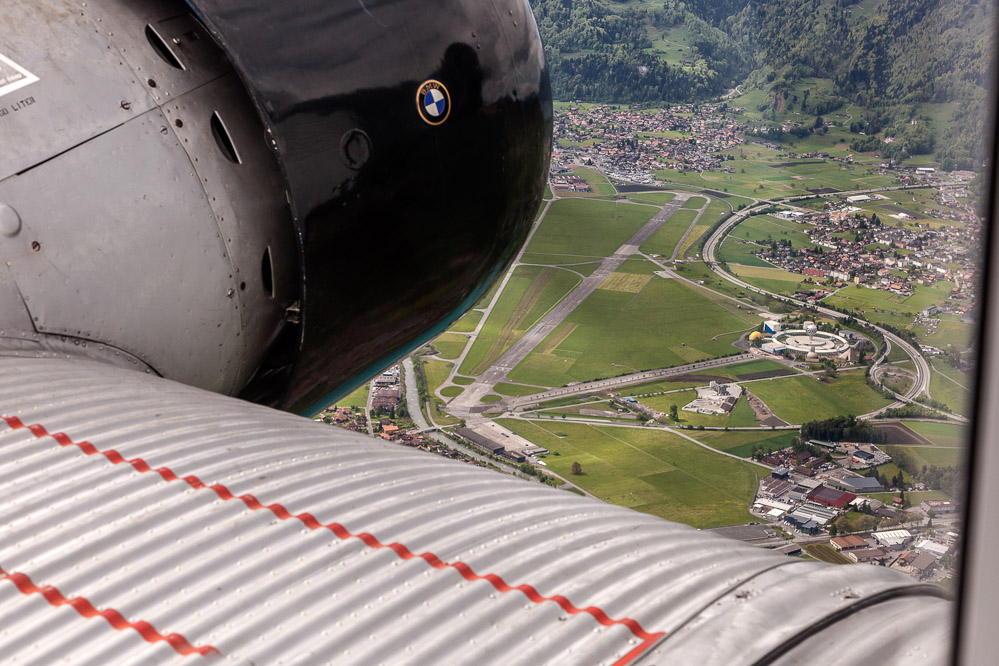 2017-005 BMW ueber Interlaken