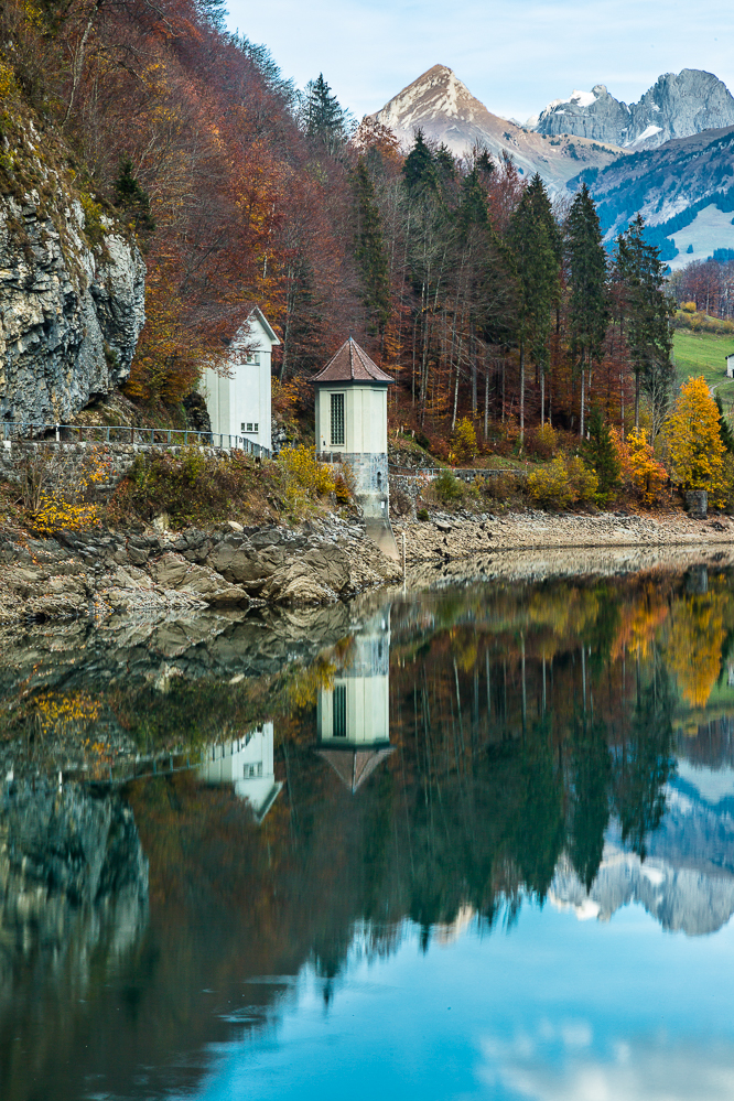 145 - Herbst im Klöntal