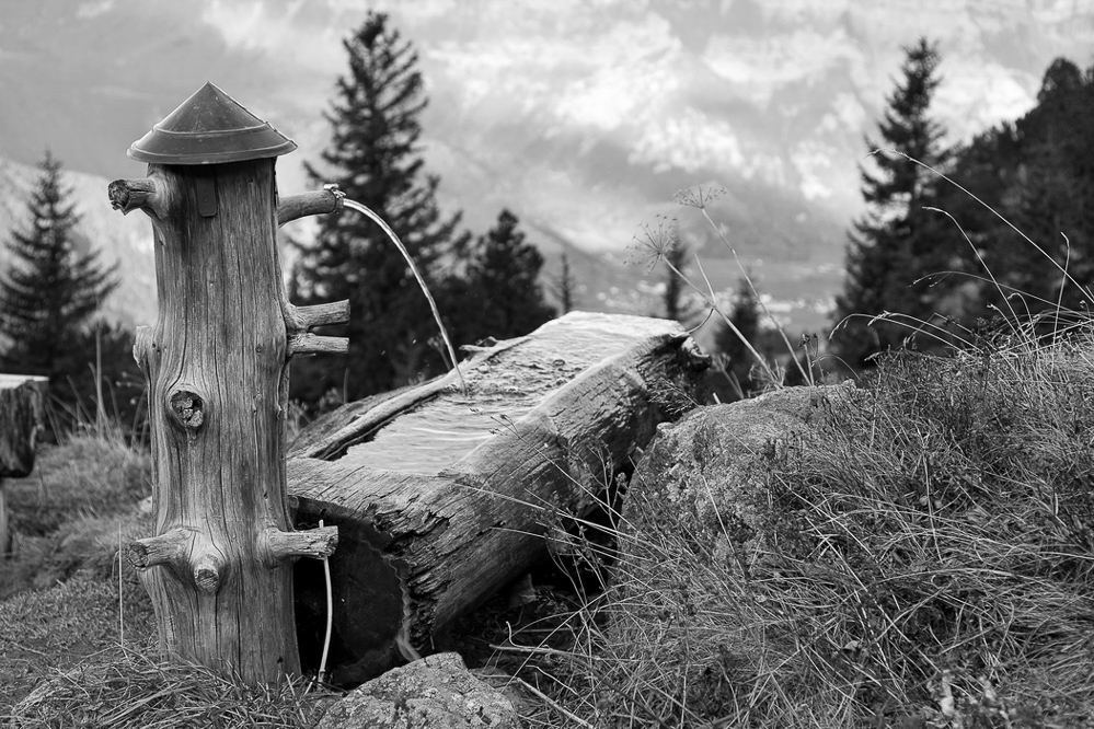 Aeugsten - 005 - Brunnen