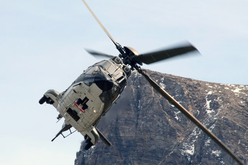 Fliegerschiessdemo Axalp-Ebenfluh 11.10.2006 - © Markus Dussy - 0011
