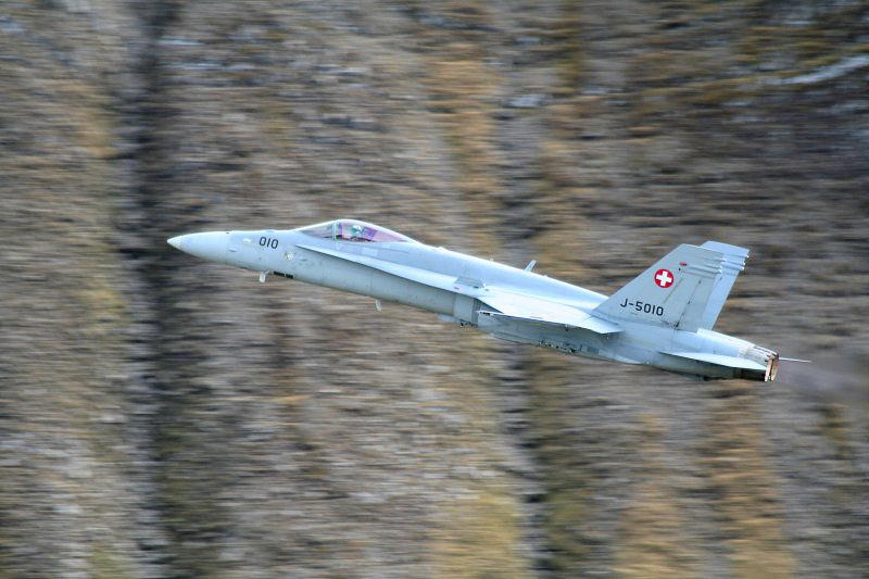 Fliegerschiessdemo Axalp-Ebenfluh 11.10.2006 - © Markus Dussy - 0049