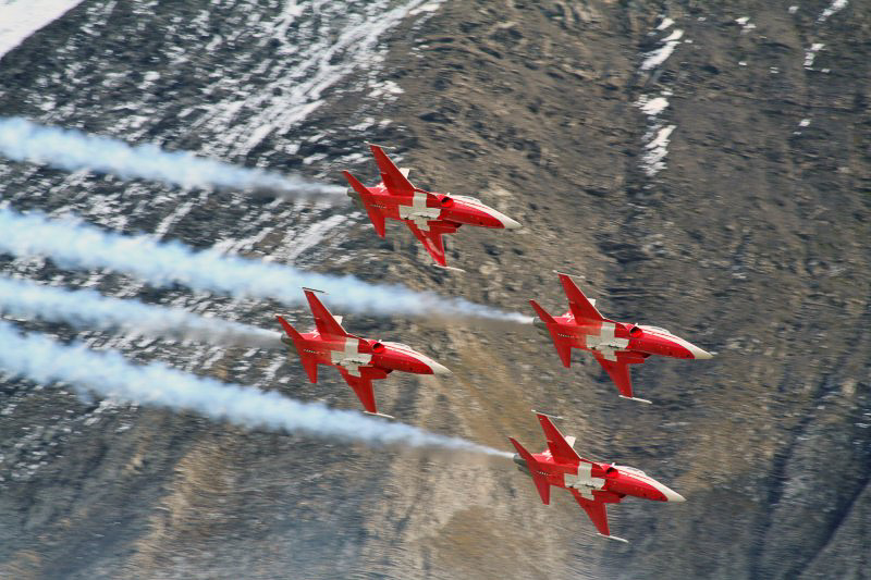 Fliegerschiessdemo Axalp-Ebenfluh 11.10.2006 - © Markus Dussy - 0060