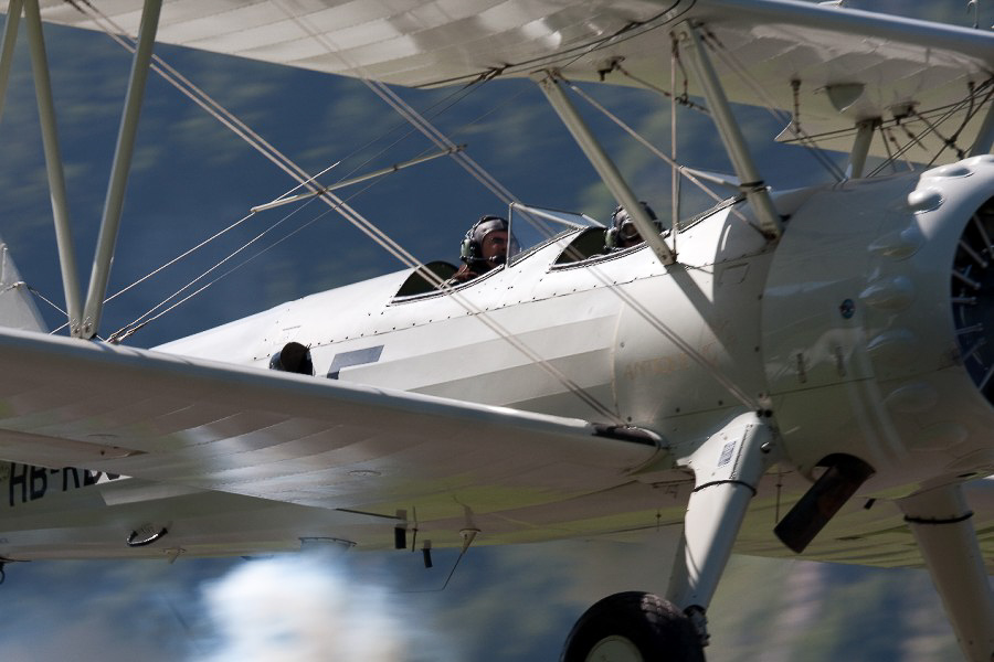 British Car - 029 - Vorbeiflug