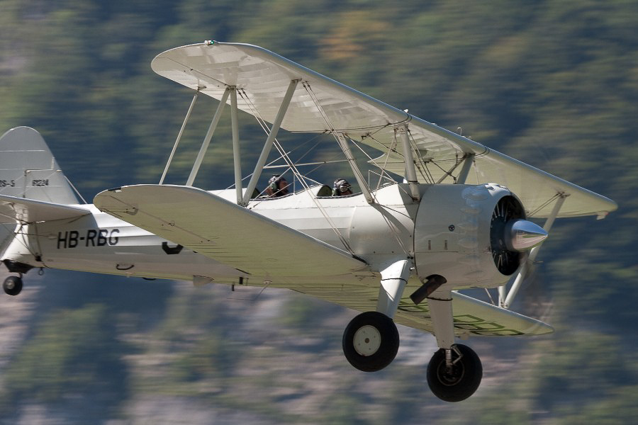 British Car - 033 - Vorbeiflug