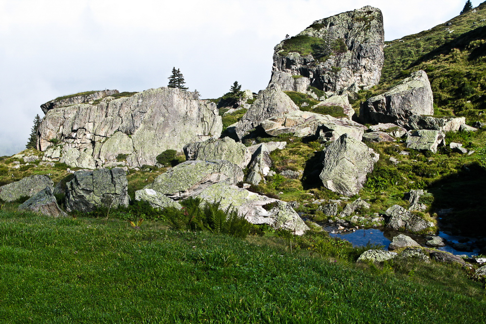 Charenstock - 002 - Mettmen Rocks