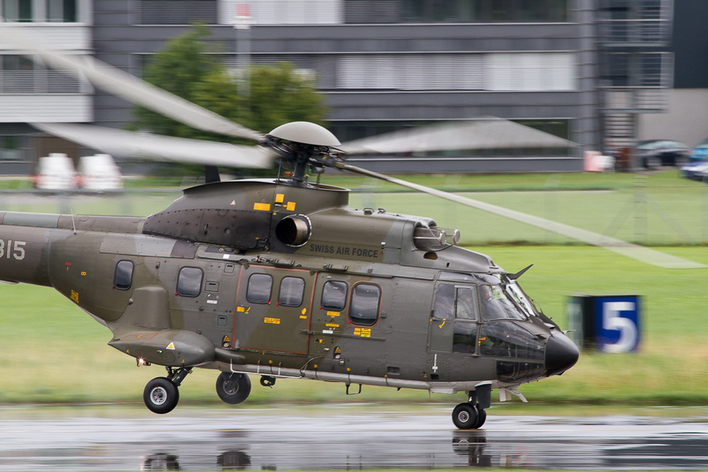 Emmen - 049 - Display Superpuma