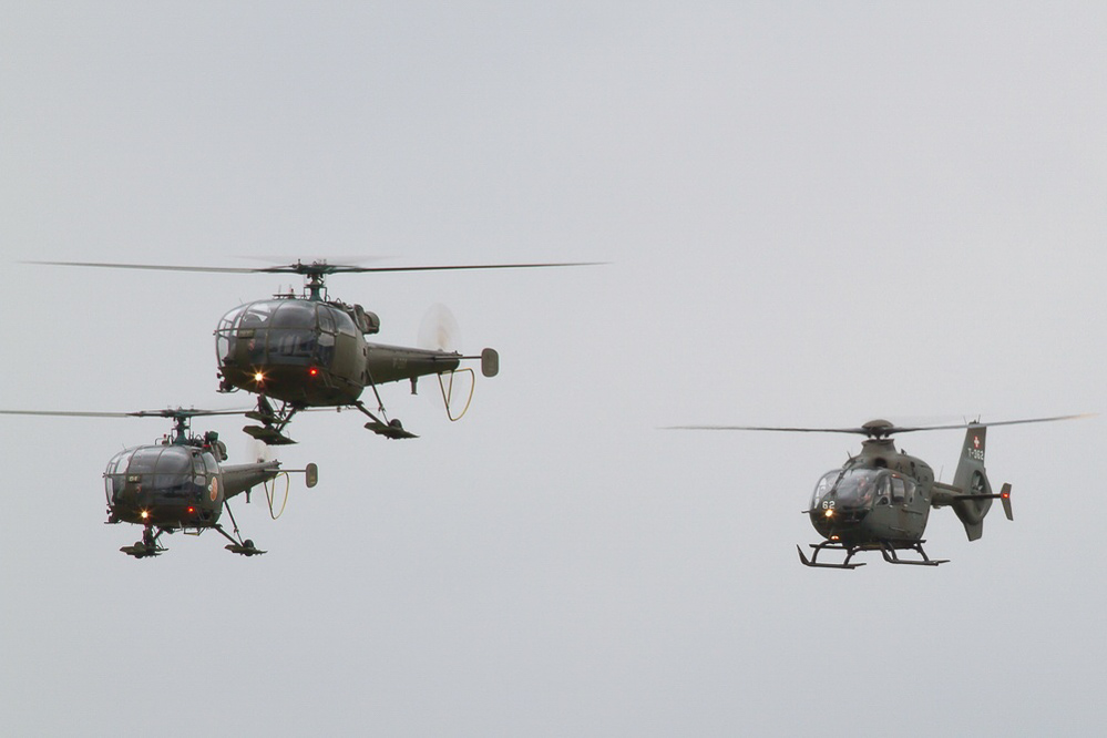 Emmen - 275 - Überflug Alouette III