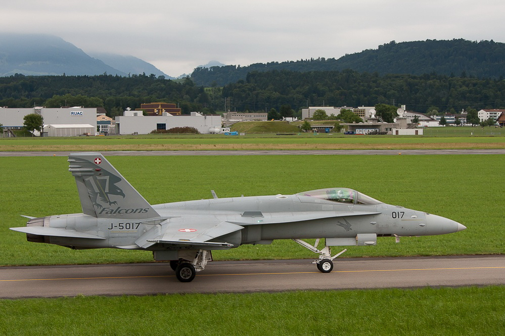 Emmen - 327 - Hornet