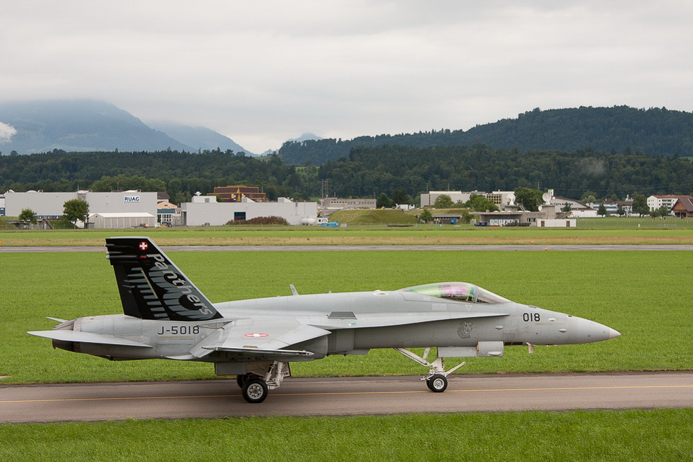 Emmen - 328 - Hornet