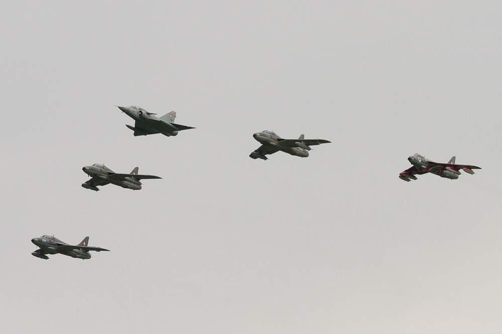 Emmen - 356 - Hunter und Mirage