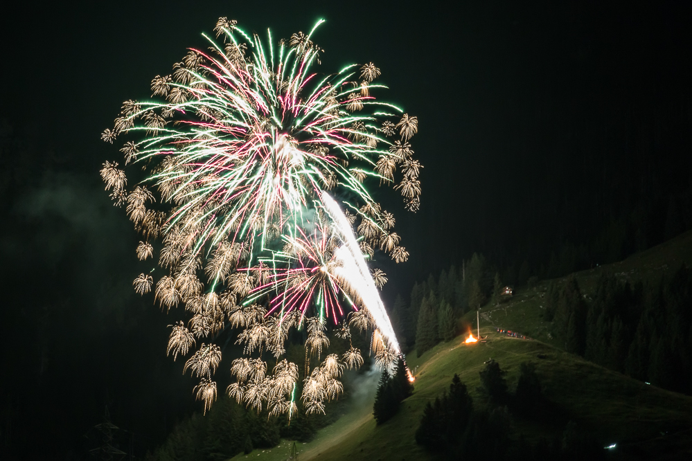 fw19_027 - Turm Schwanderberg - Aeugsten
