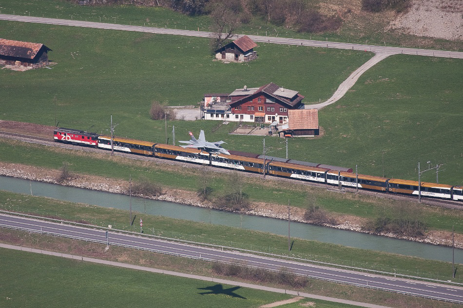 Rund um den Flugplatz 040 - ©MD - Landeanflug