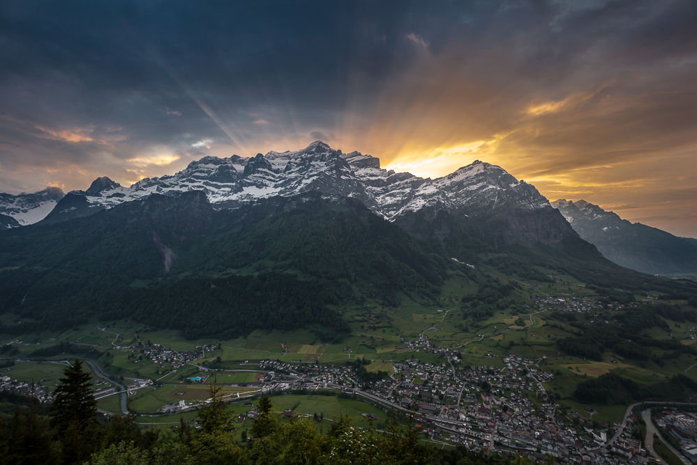 034 - Sonnenuntergang am Glärnischmassiv