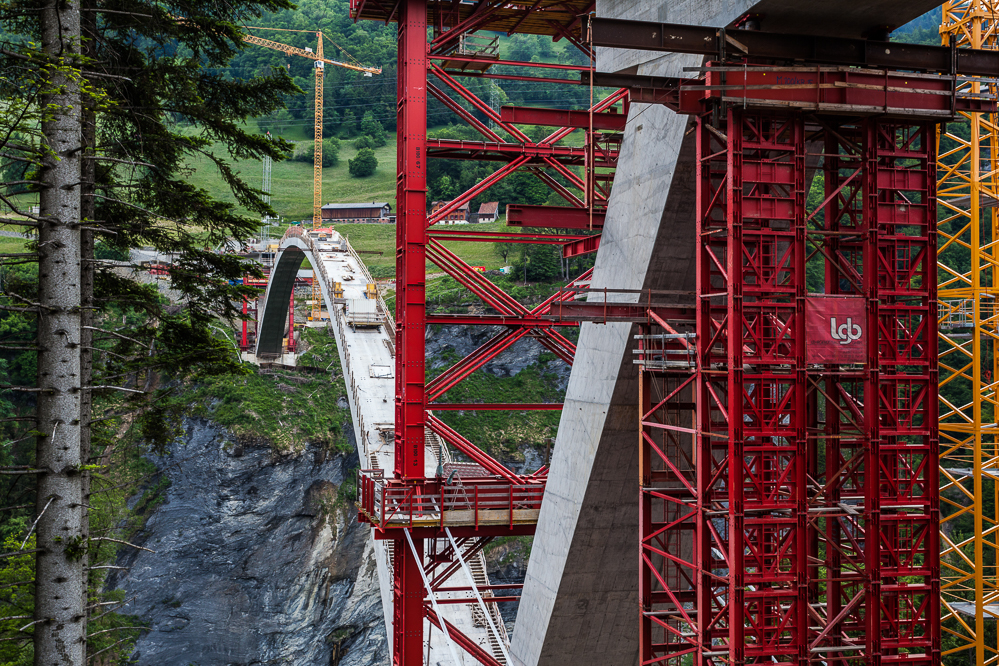 038 - Brückenbau über die Taminschlucht