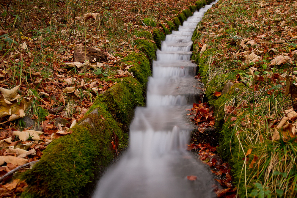Herbst-11 - 013 - Bächlein gefasst