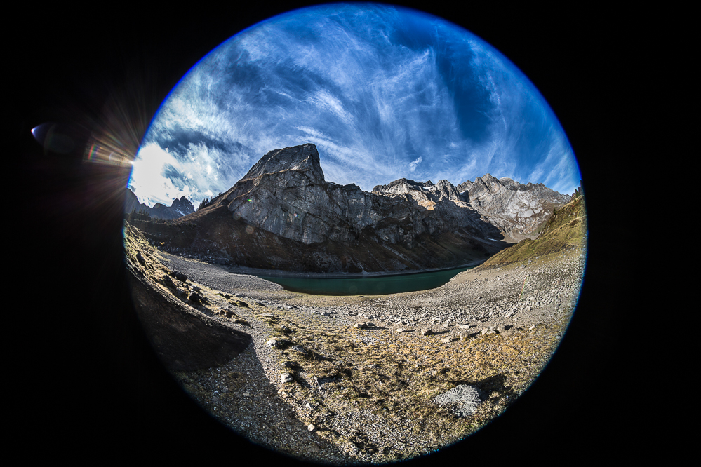 Herbst-18-005-Mit Strom zum Oberblegisee