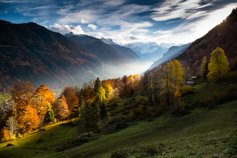 Herbst-18-008-Mit Strom zum Oberblegisee