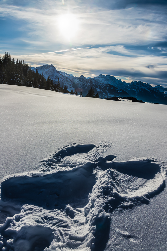 018 - Herbst 24 - Schneeengel