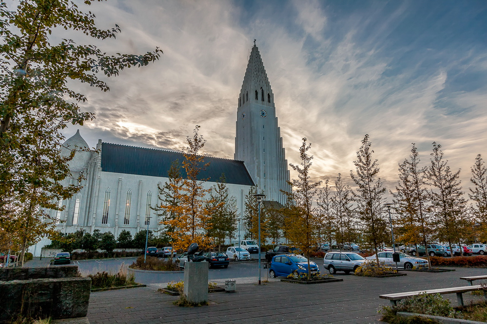 014a_island_20-09_Abendstimmung bei der Hallgrimskirkja
