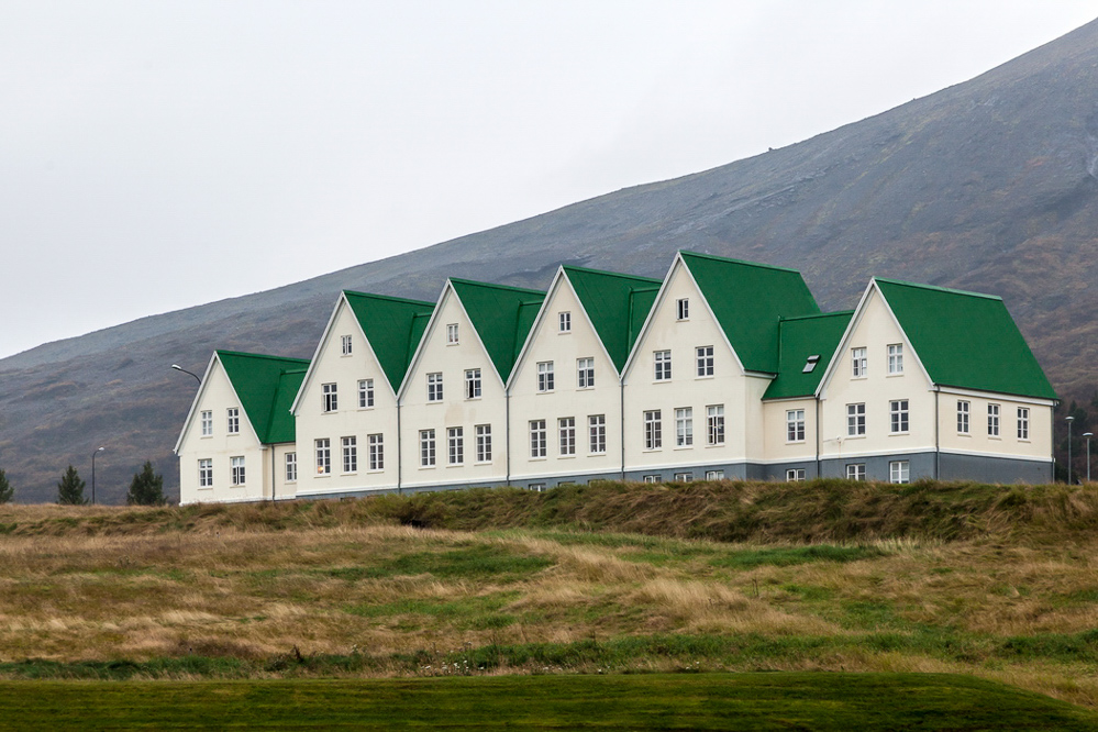 064_island_21-09_Hotel Heradsskolinn in Laugarvatn