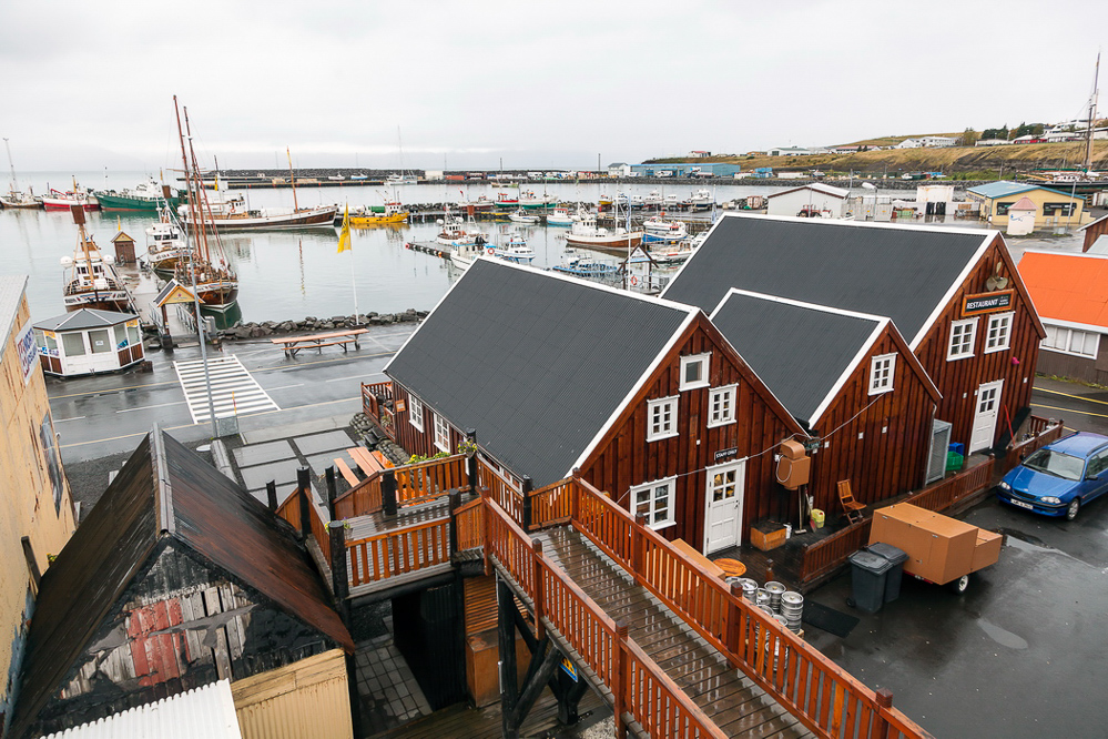 0673_island_27-09_Hafen von Húsavík