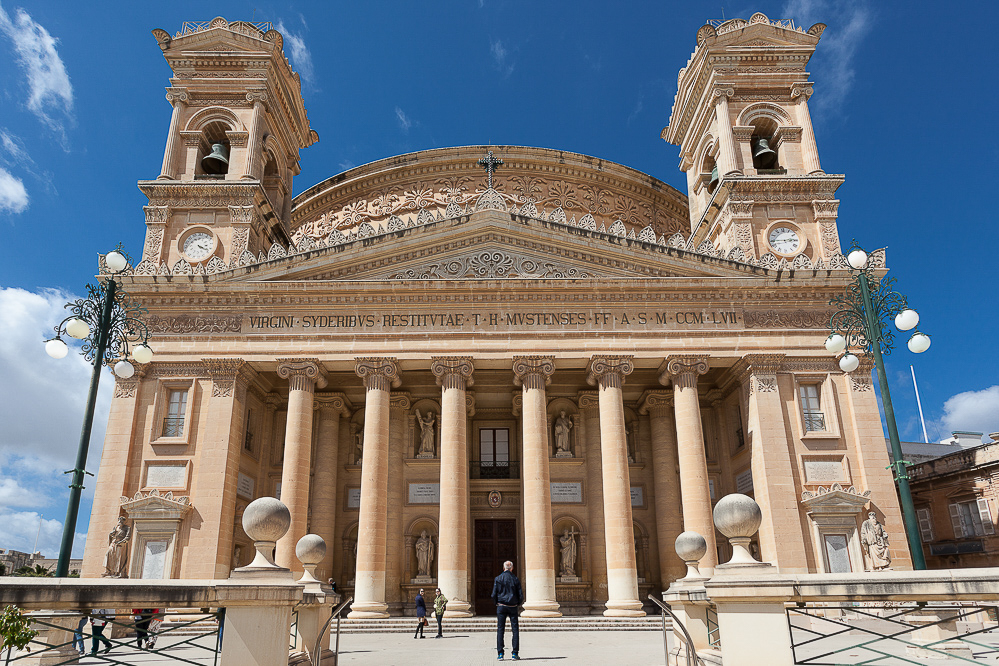 malta_045_-_Dom_von_Mosta