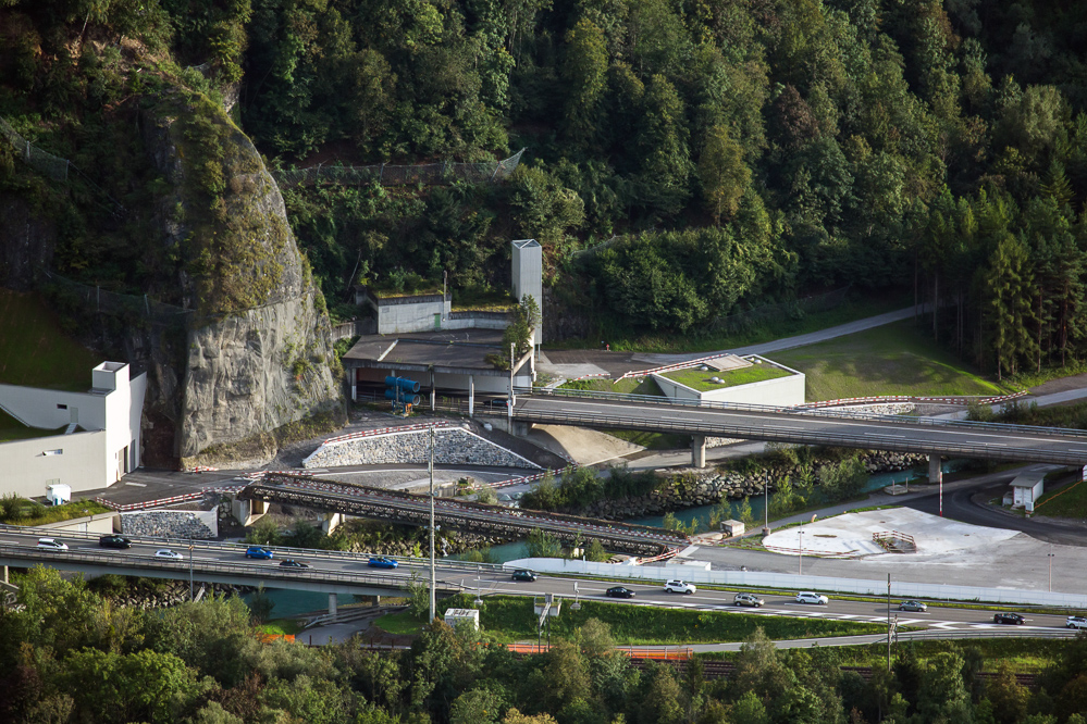 mofi_106 - Die Einfahrt zum Walenseetunnel
