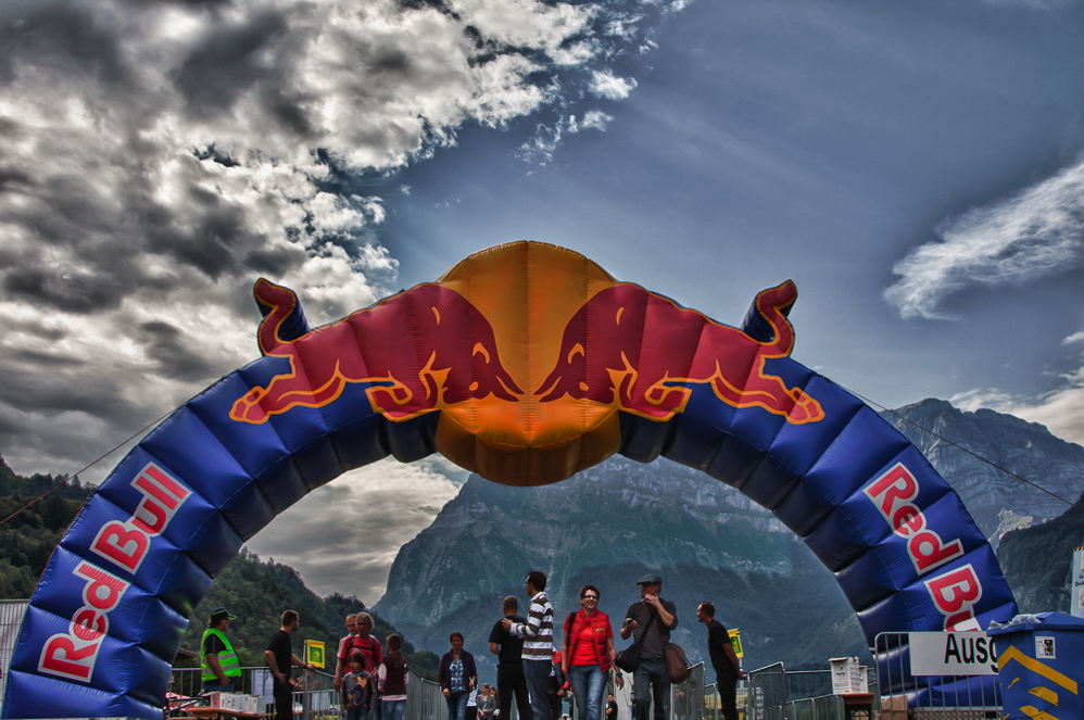 Redbull - 001 - Hallo