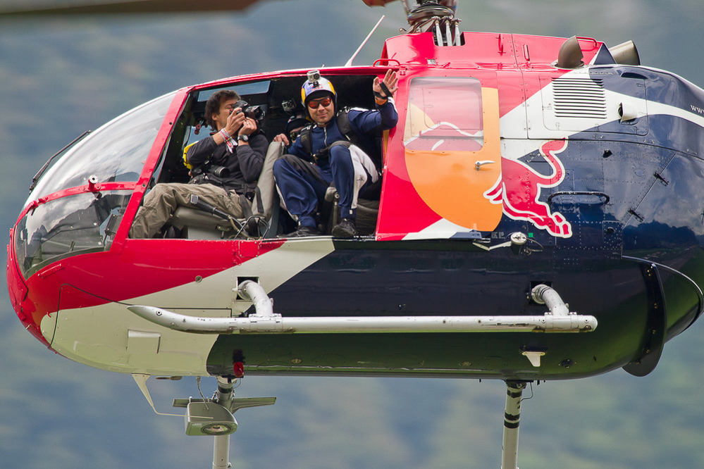 Redbull - 015 - Winke winke