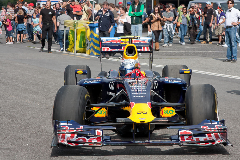 Redbull - 028 - Sebastien Buemi im RedBull F1