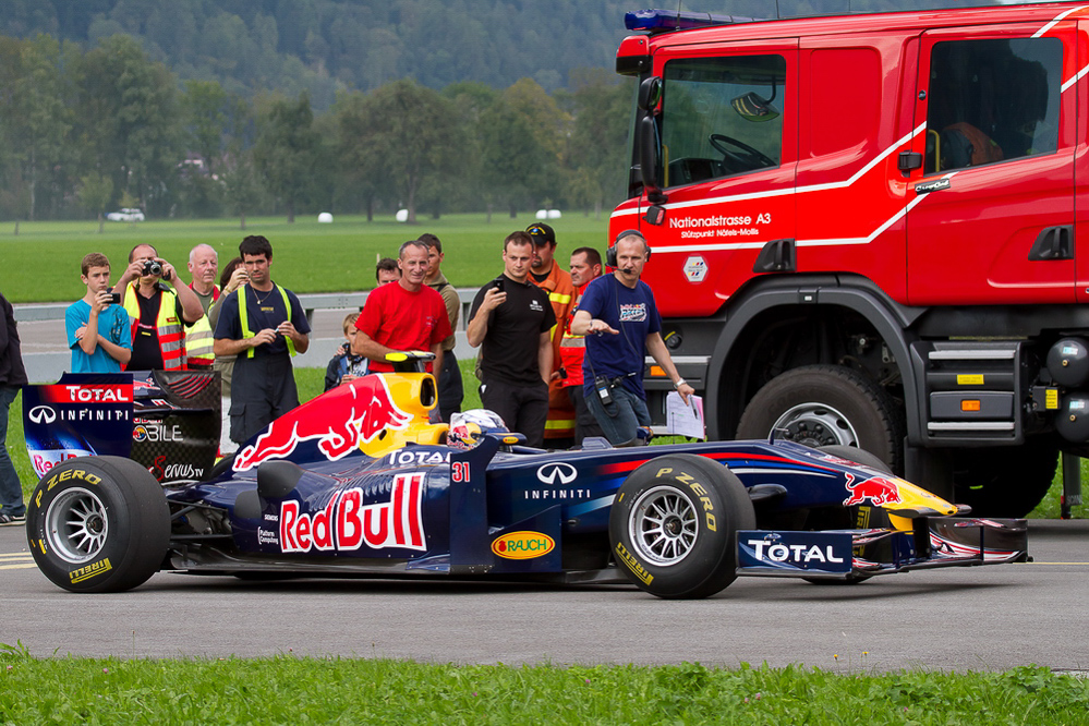 Redbull - 033 - Sebastien Buemi im RedBull F1