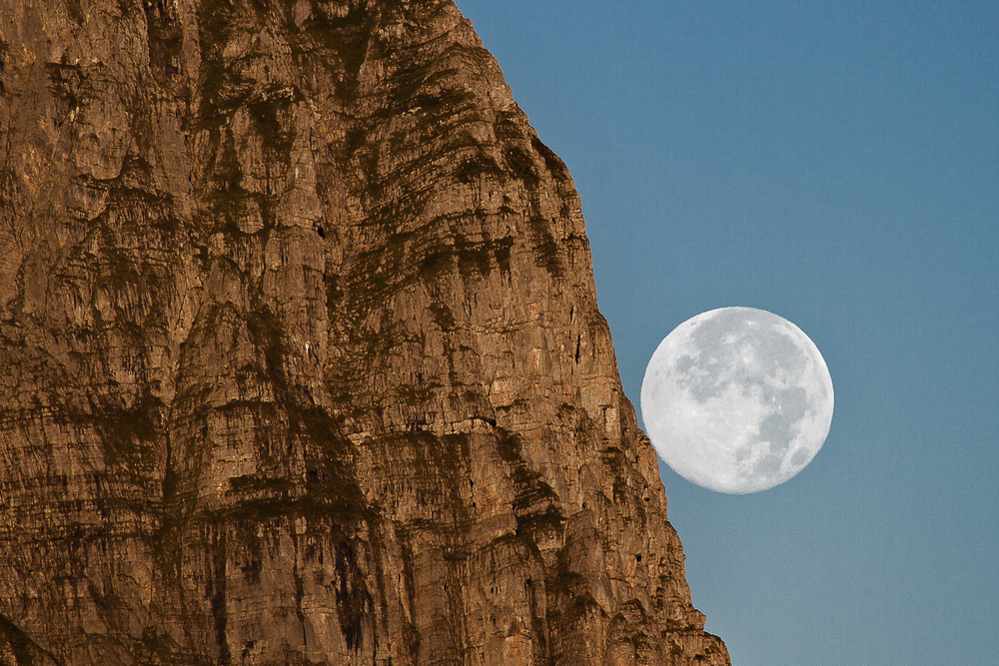 Schiltgebiet - 004 - Vorderglärnisch mit Vollmond