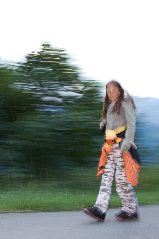 Sommer - 008 - Jana rollt dem Sommer entgegen