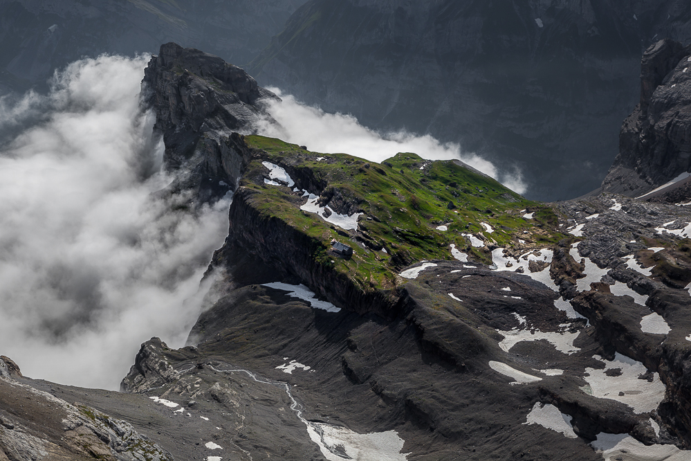 016 - Tiefblick zur Claridenhütte